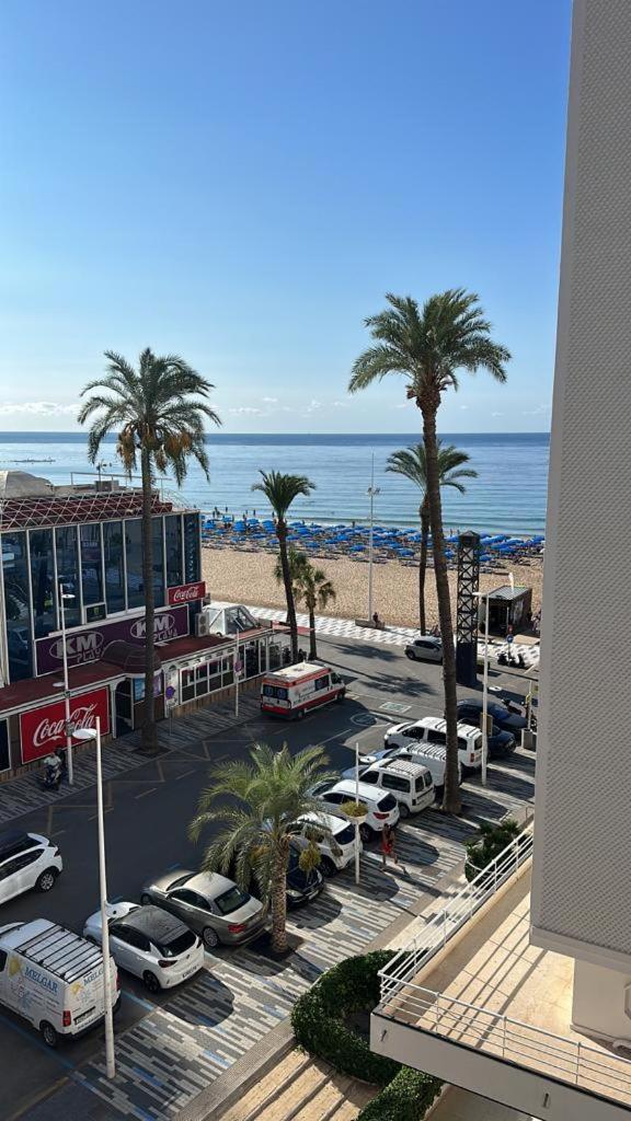 Apartamento La Concha Playa De Levante ベニドルム エクステリア 写真