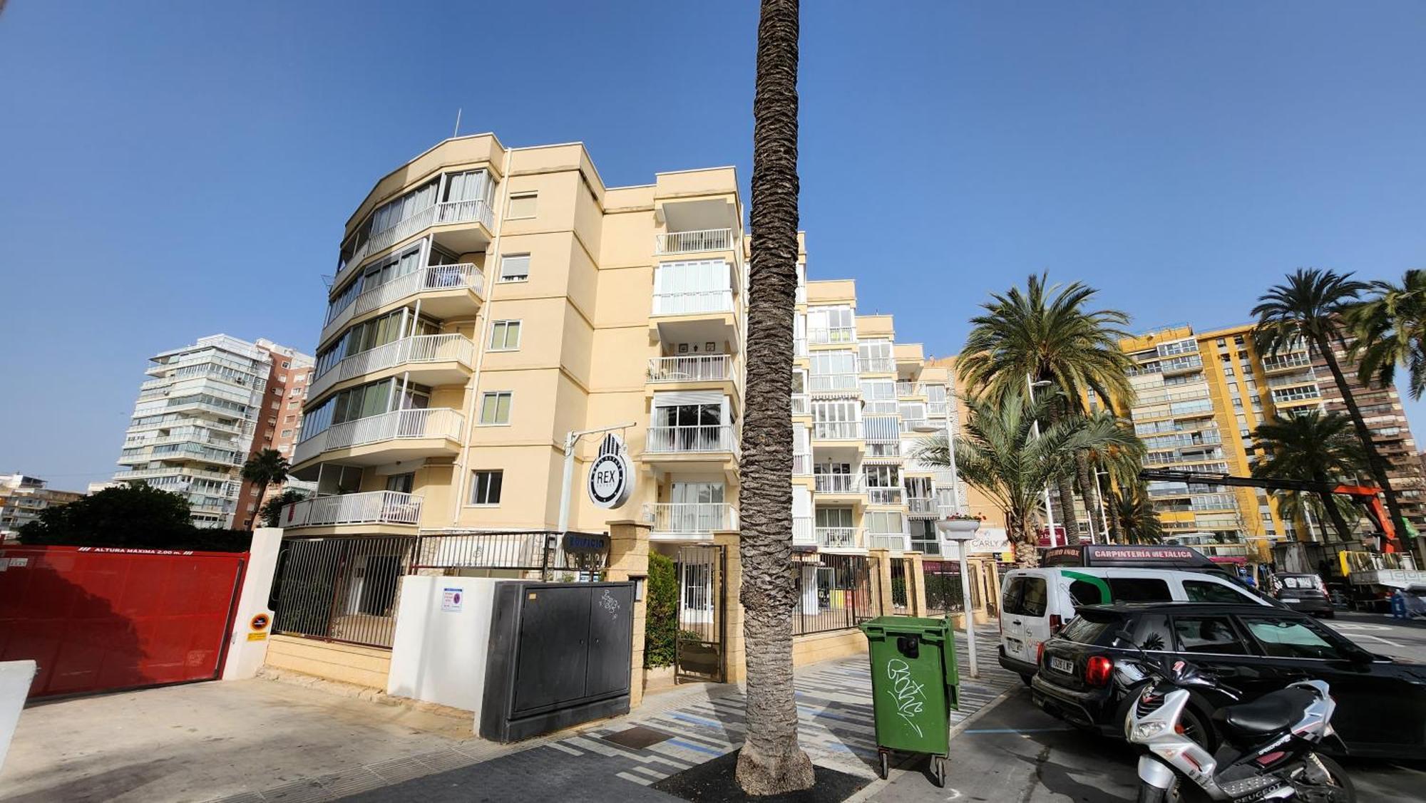 Apartamento La Concha Playa De Levante ベニドルム エクステリア 写真